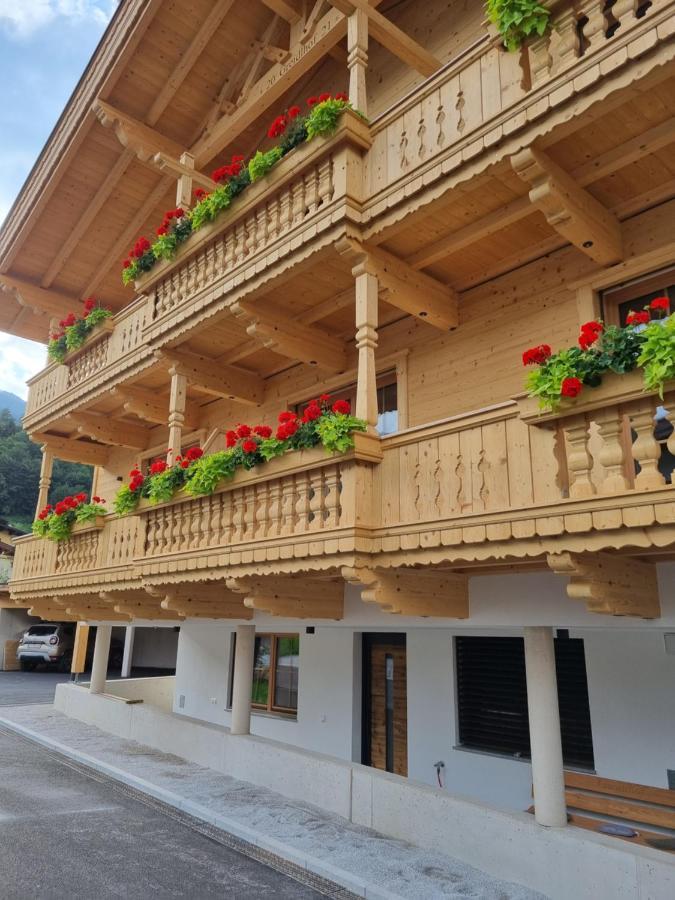 Greidlhof Alpstyle Apartments Fügen Εξωτερικό φωτογραφία