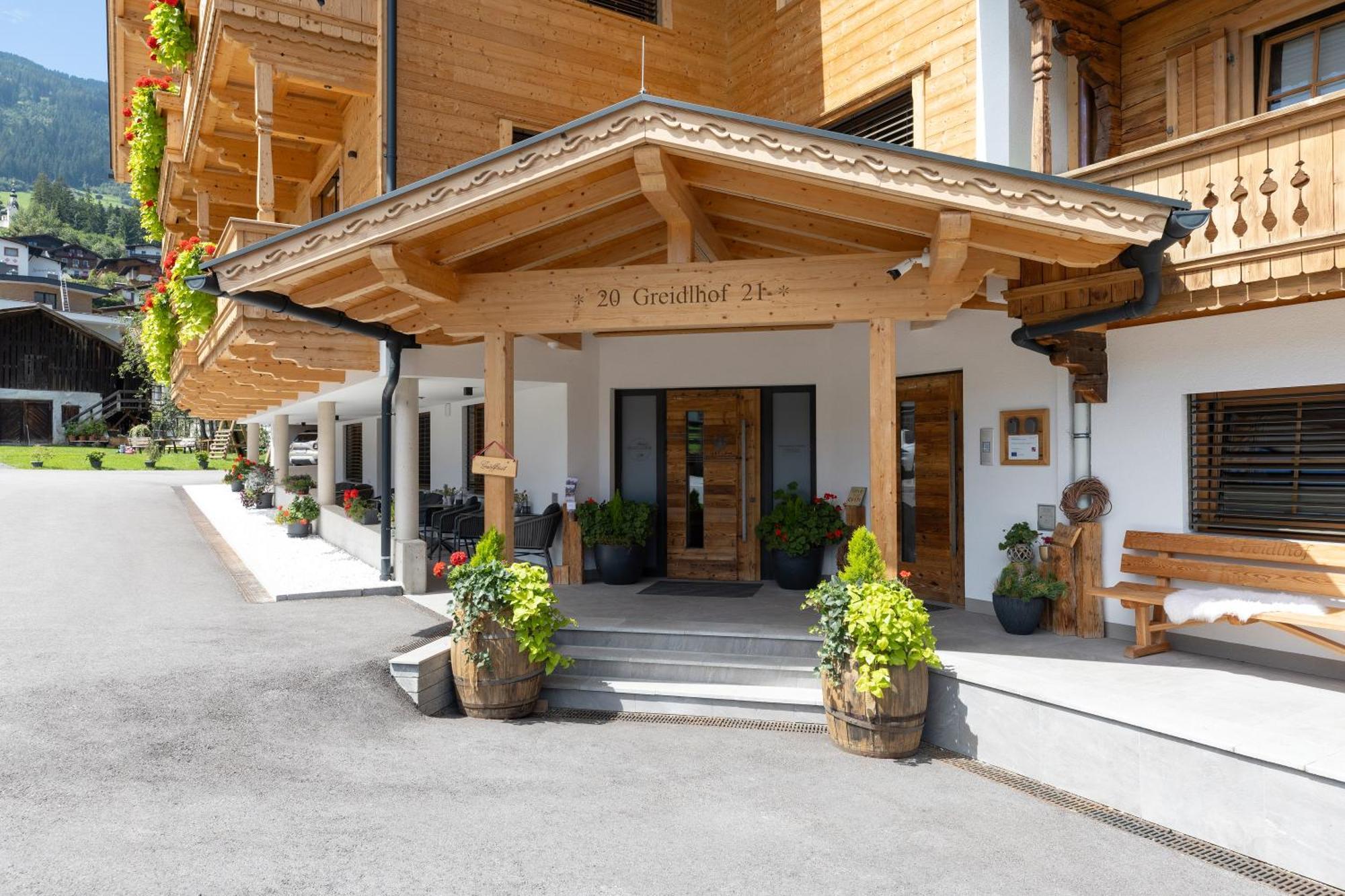 Greidlhof Alpstyle Apartments Fügen Εξωτερικό φωτογραφία